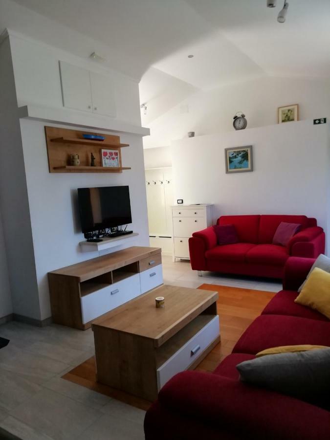 Apartments Hana Говедари Екстериор снимка